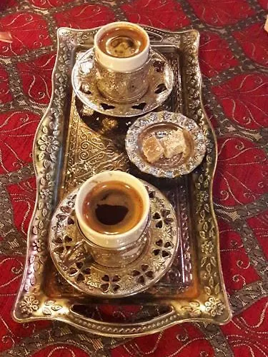 Szálloda Cinarcik Hotel *